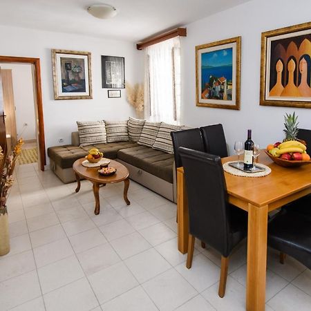 Apartment Marko Kotor Bagian luar foto